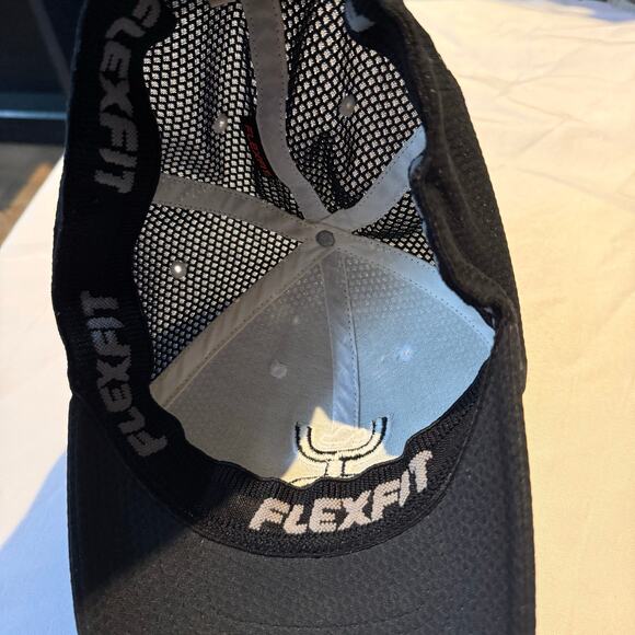 Ash Hooey Flexfit Cap - Picture 7 of 7